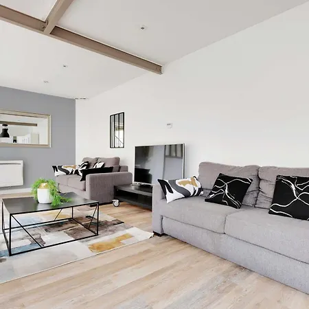 Διαμέρισμα Spacious House - 2br-8p -